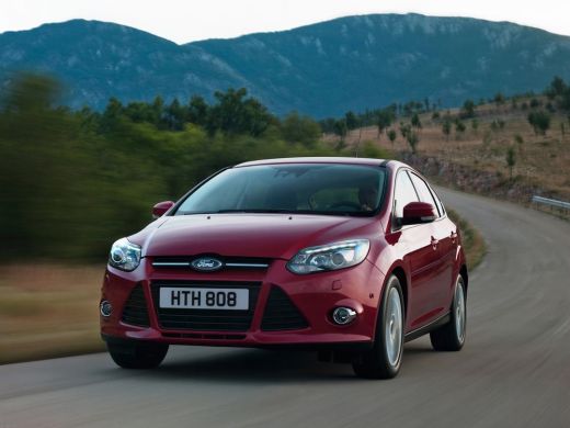 Litrīgais „Ford Focus EcoBoost” strauji iekaro atzinību