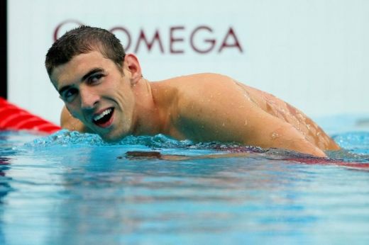 ASV peldētāji triumfē 4x200 m brīvā stila stafetē, Felpsam medaļu rekords