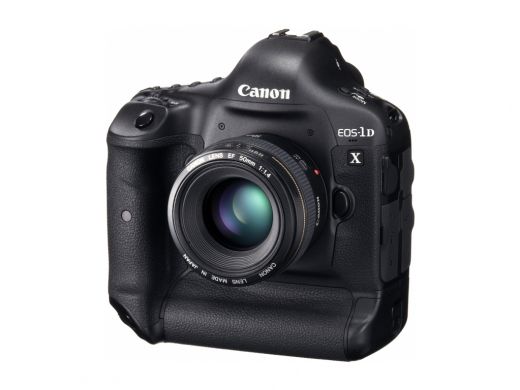 Canon EOS-1D X  ar jauno programmatūru 1.1.1 atļauj autofokusu pie f/8