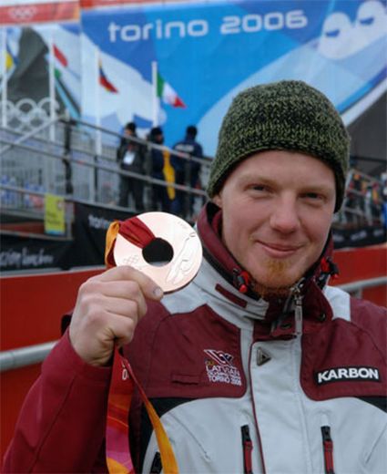 Latvijas kausu kamaniņu sportā izcīna Mārtiņš Rubenis