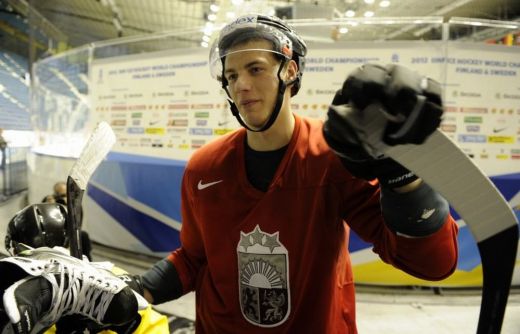Rīgas „Dinamo” svin pārliecinošu uzvaru pār „Avangard”