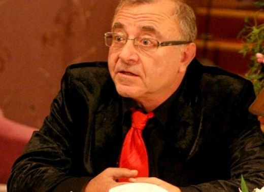 UgunsGrēka zvaigzni ar reanimācijas brigādi nogādā slimnīcā un veic smagu sirds operāciju