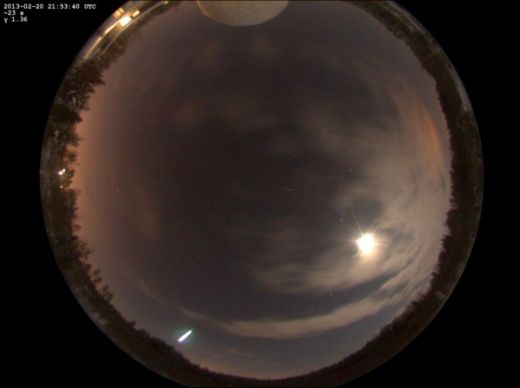 Latvijā nokritis meteorīts