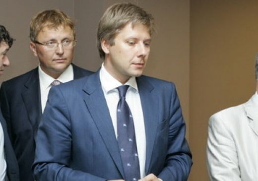 Saskaņieši PIETIEK! Sākas ziedojumu vākšana avīzei par Nila Ušakova ēnas pusēm