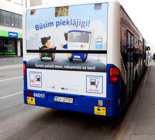 Sabiedriskā transporta šoferi un Rīgas satiksme aicina: Būsim pieklājīgi!