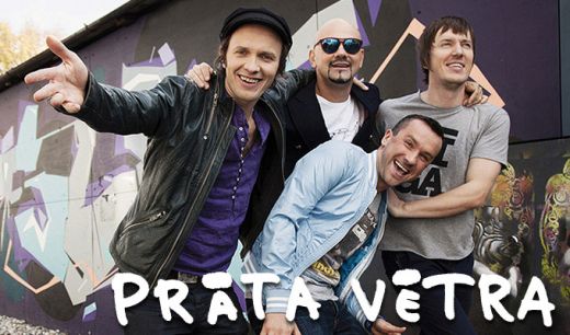 Festivāla Summer Sound pirmās dienas video; Ļaudis plūst uz Liepāju straumēm arī šodien