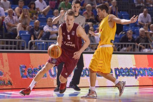 VIDEO: Latvijas U-20 izlase izcīna sudrabu