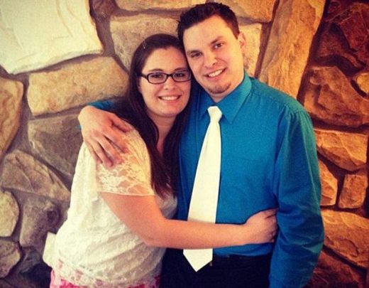 ŠOKĒJOŠI: Nedēļu pēc kāzām sieva nogrūž savu vīru no kraujas