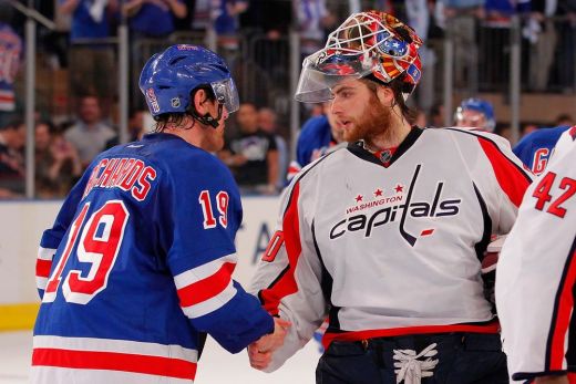 „Rangers” uzvar „Capitals” un iekļūst nākamajā kārtā