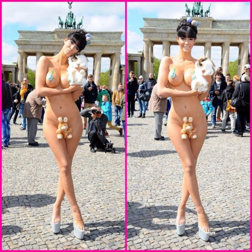 Vācu modele publiski izģērbjas par godu Lieldienām! PIKANTI FOTO 