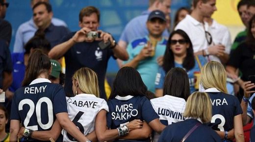 FOTO: Šīs daiļavas ir Francijas izlases futbolistu sievas un draudzenes