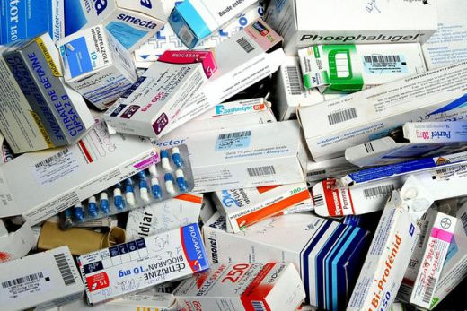 Piedalies akcijā:Vislatvijas zāļu skapīšu tīrīšana! IESAKI, JA ARĪ TEV MĀJĀS IR NEDERĪGI MEDIKAMENTI