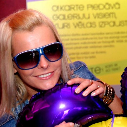 Latviešu TV zvaigznes kailfoto
