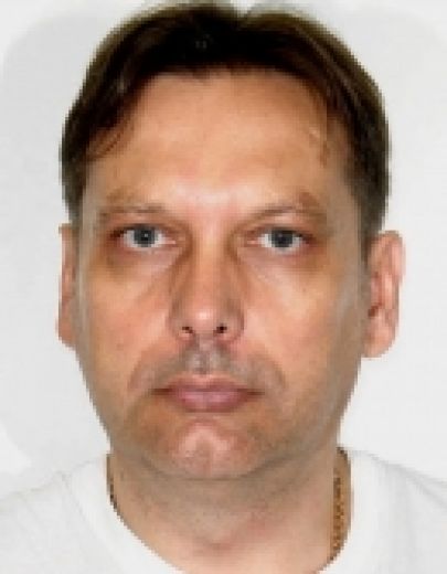 FOTO: Rīgā bez vēsts pazudis vīrietis - Oļegs. IESAKĀM UN PALĪDZAM POLICIJAI