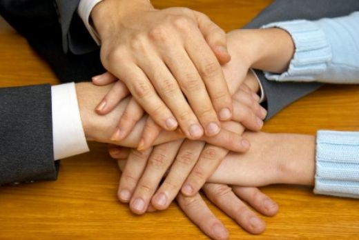 Pētījums: kolēģos visvairāk neieredz baumošanu, augstprātību un iedomību