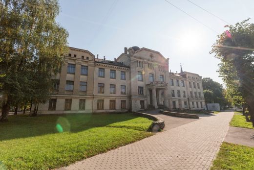 ARS sāk izbūvēt pirmo privāto daudzprofilu slimnīcu Latvijā