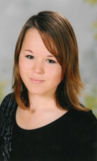 FOTO: bez vēsts pazudusi 14 gadīga meitene - VIOLETA. Palīdzam policijai atrast