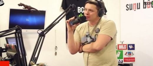 VIDEO: Kaimiņš iztaujā žurnālistu Arni Krauzi