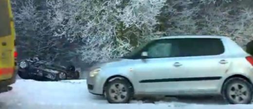 VIDEO: Uz Kuldīgas – Saldus šosejas notikusi smaga avārija