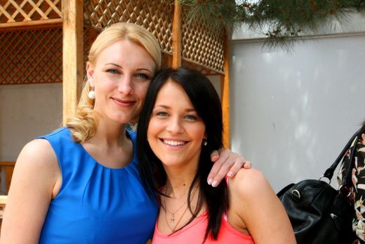 Satraukumam nav pamata! Anmary neuzstāsies tik ļoti kritizētajā zilajā kleitā