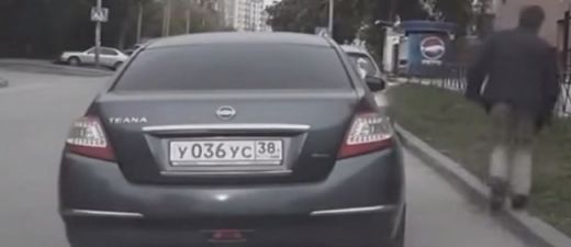 VIDEO: Noskaties! Šokējošs veids, kā nozagt auto