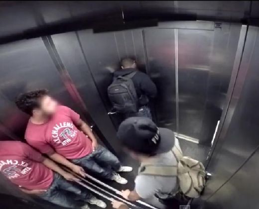 VIDEO: Kas notiek, ja cilvēki liftā domā, ka Tev ir caureja?