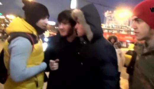 VIDEO: Ko Krievi dara ar nekaunīgiem smēķētājiem?