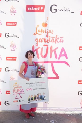 FOTO: Noskaidrota Latvijas gardākās kūkas cepēja - Jana Bane no Ķekavas