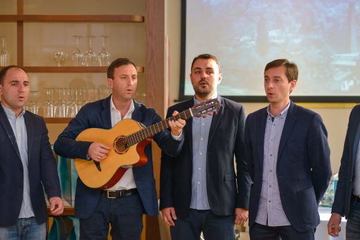 Tbilisi dienas Rīgā noslēdz gruzīnu svētku mielasts par godu «Borjomi» 125 jubilejai