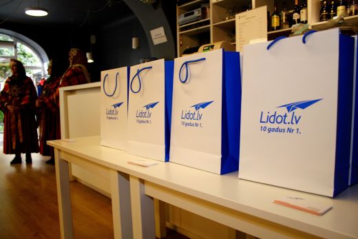 Tiesa pasludina spriedumu par labu “Lidot.lv”