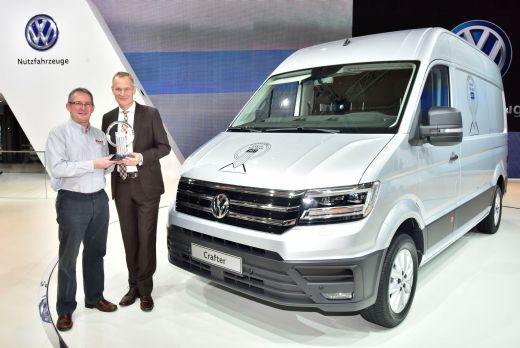Jaunais “VW Crafter” iegūst prestižo balvu  “Starptautiskais gada minivens 2017”