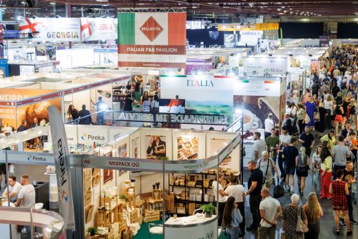 Bezmaksas degustācijas! Izbaudīsim jaunas, aizraujošas garšas Riga Food 2025 Ķīpsalā