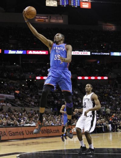 „Thunder” uzvar „Spurs