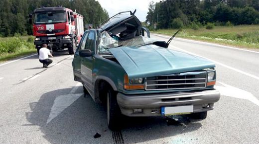 Tikai pēc četru cilvēku nāves Limbažu-Dūču krustojumā samazinās atļauto ātrumu