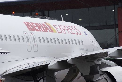 Latvijā darbu sāks jauna zemo cenu aviokompānija